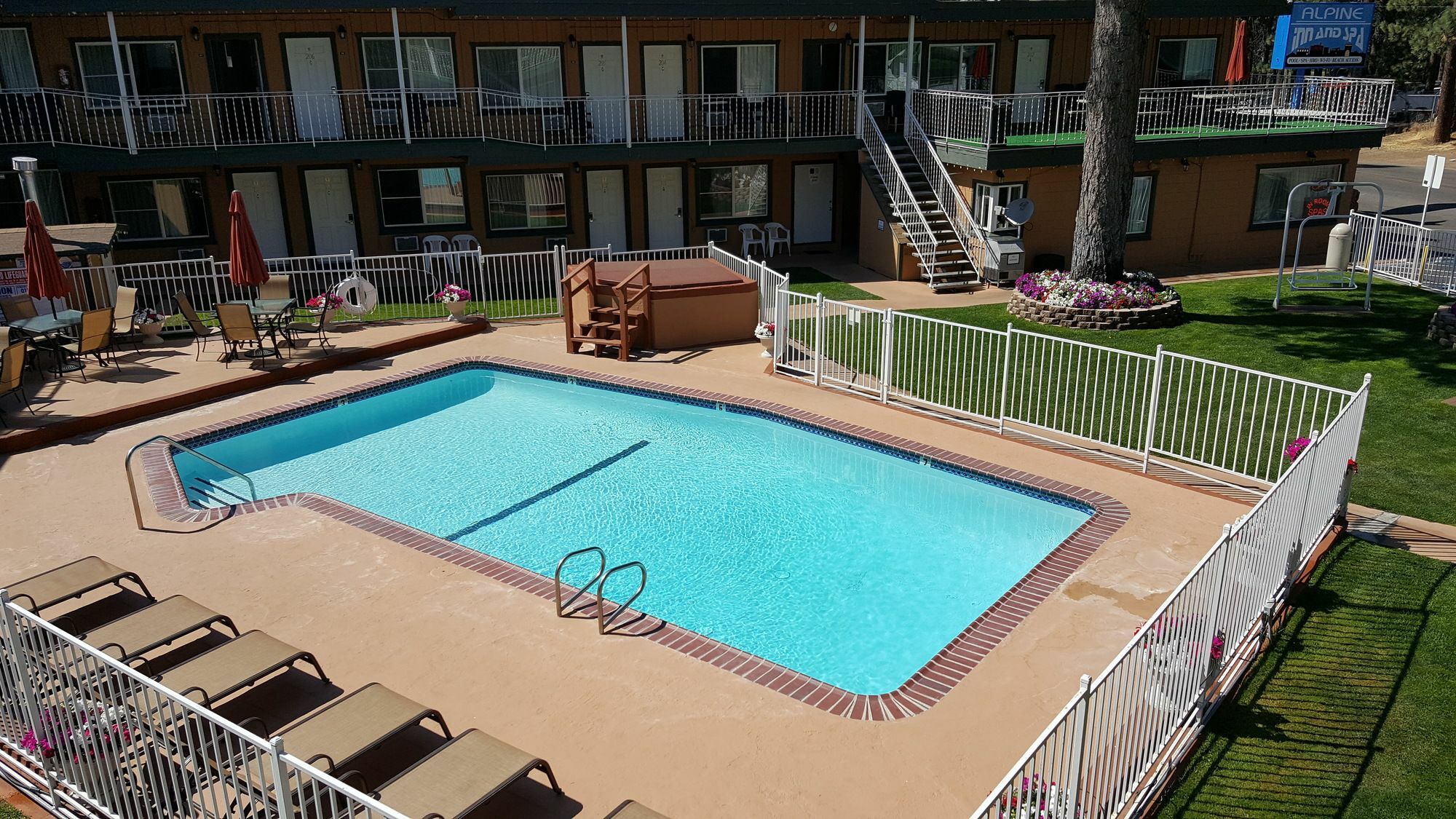 Alpine & Spa Hotel 2*